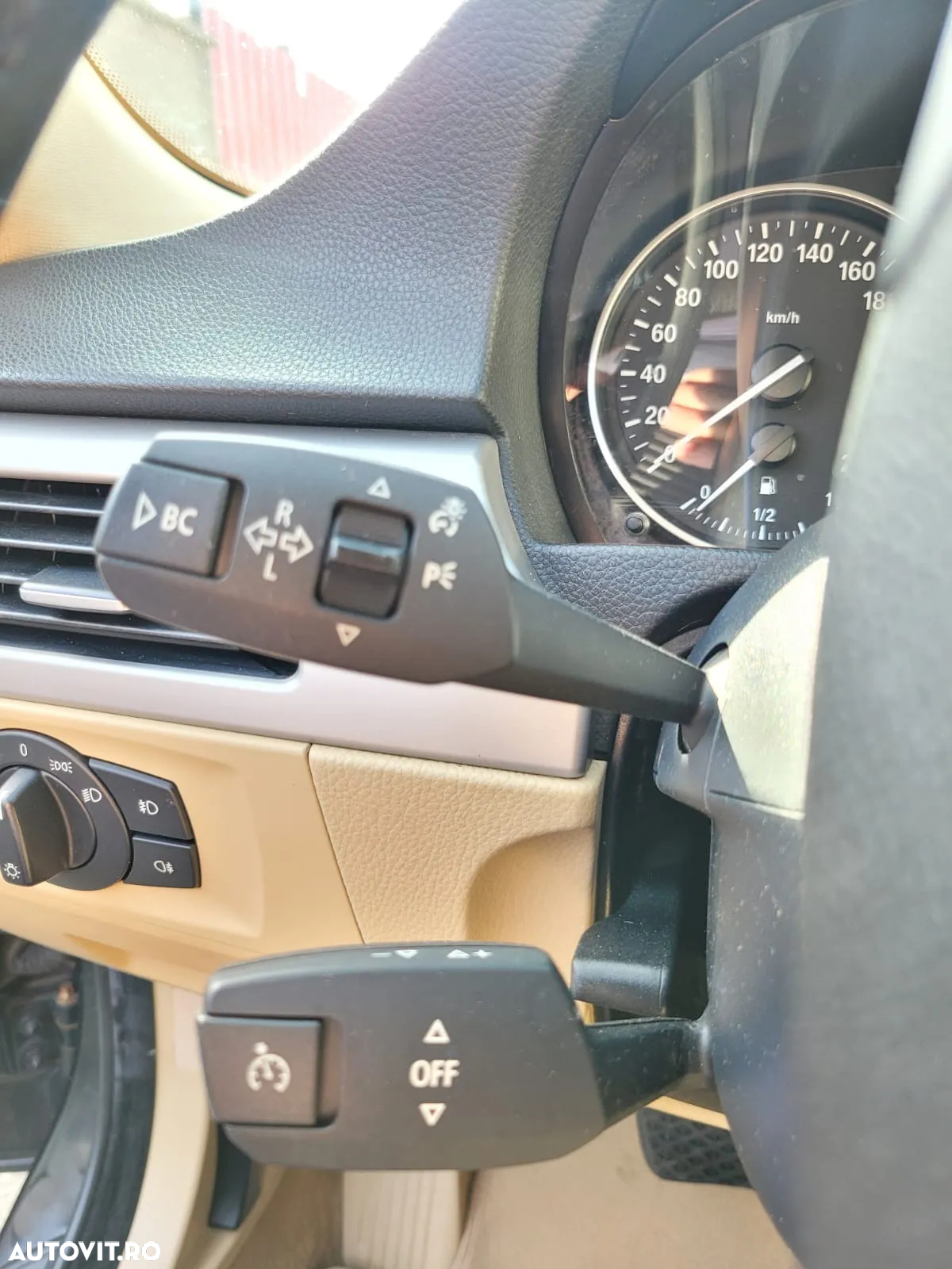 BMW Seria 3 320i Touring Aut. Edition Exclusive - 26