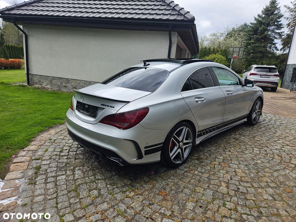 Mercedes-Benz CLA 45 AMG 4Matic 7G-DCT - 3