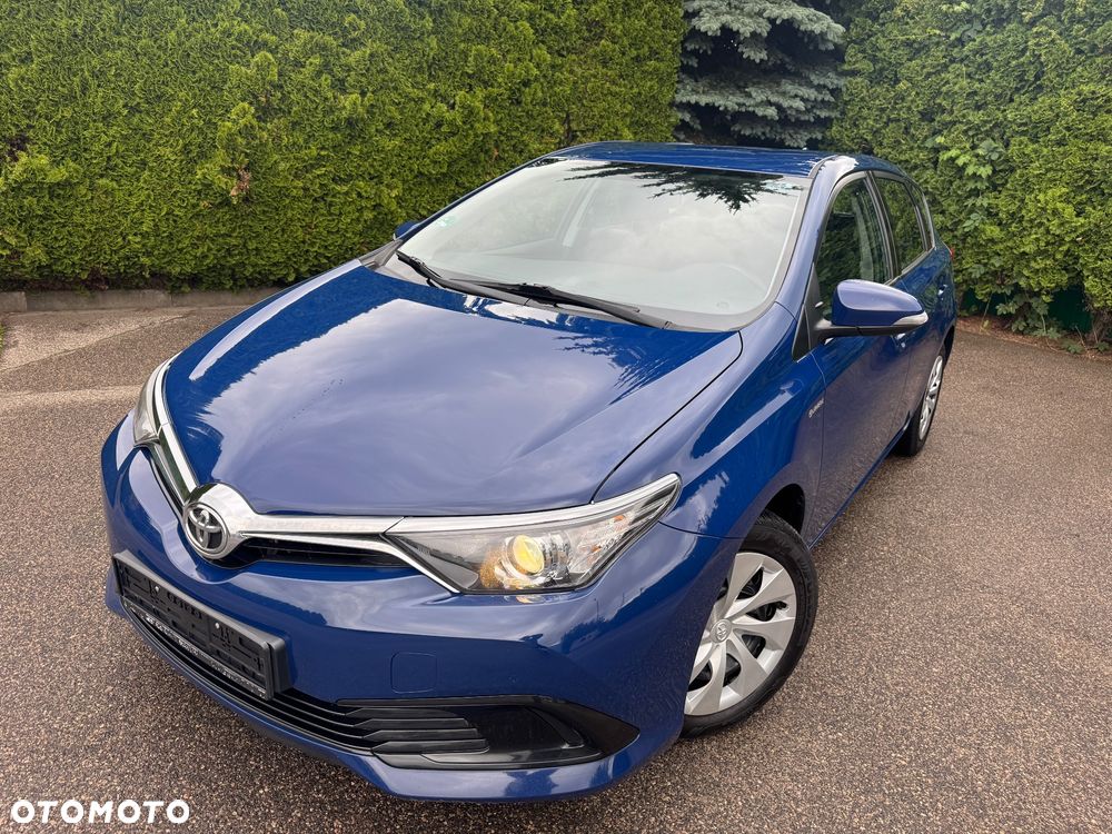 Toyota Auris 1.33 Dual-VVT-i Design Edition - 4