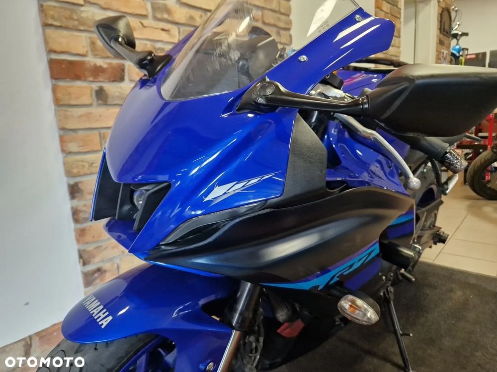 Yamaha R7 - 17
