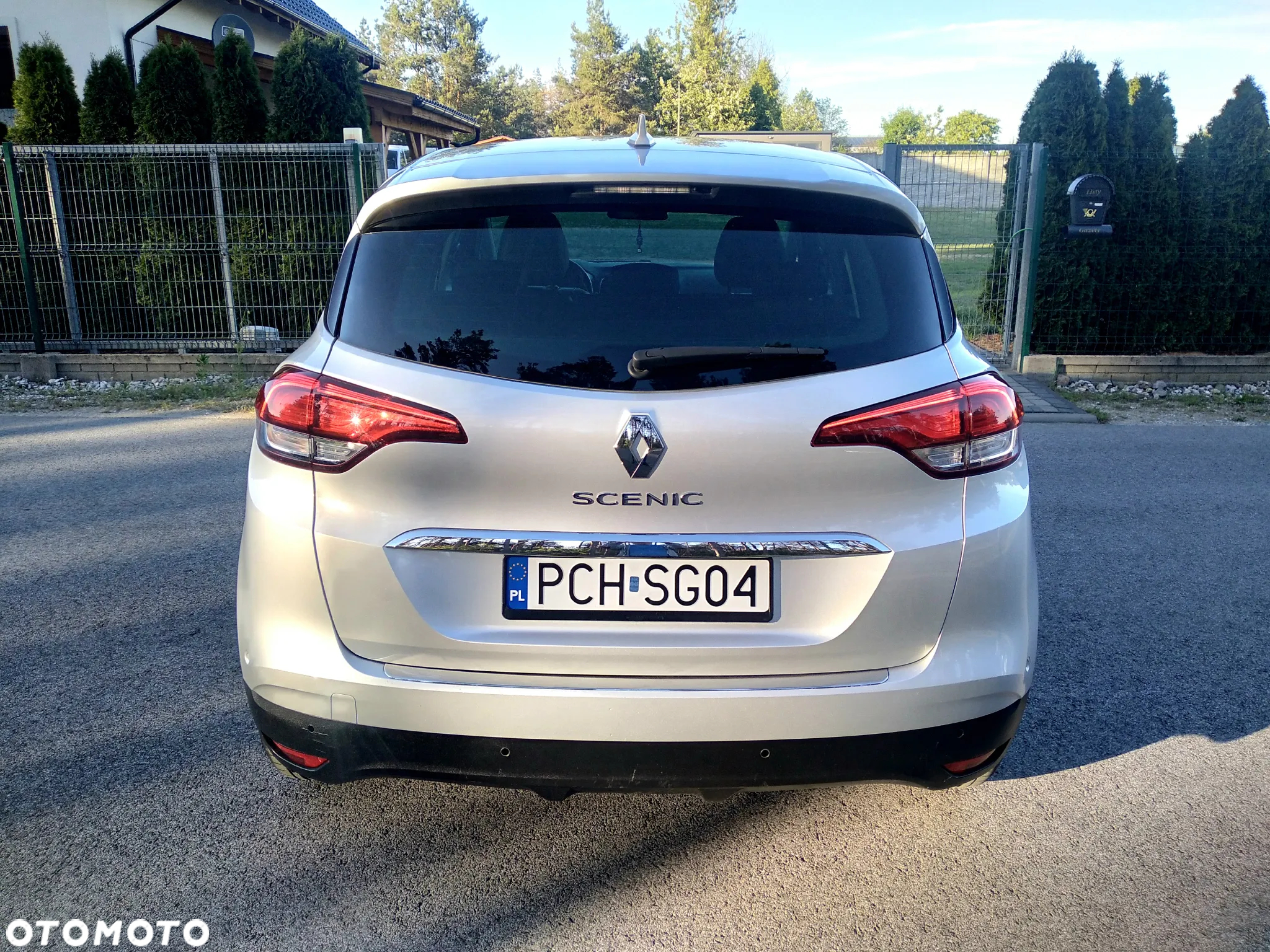 Renault Scenic ENERGY TCe 140 EDC INTENS - 6