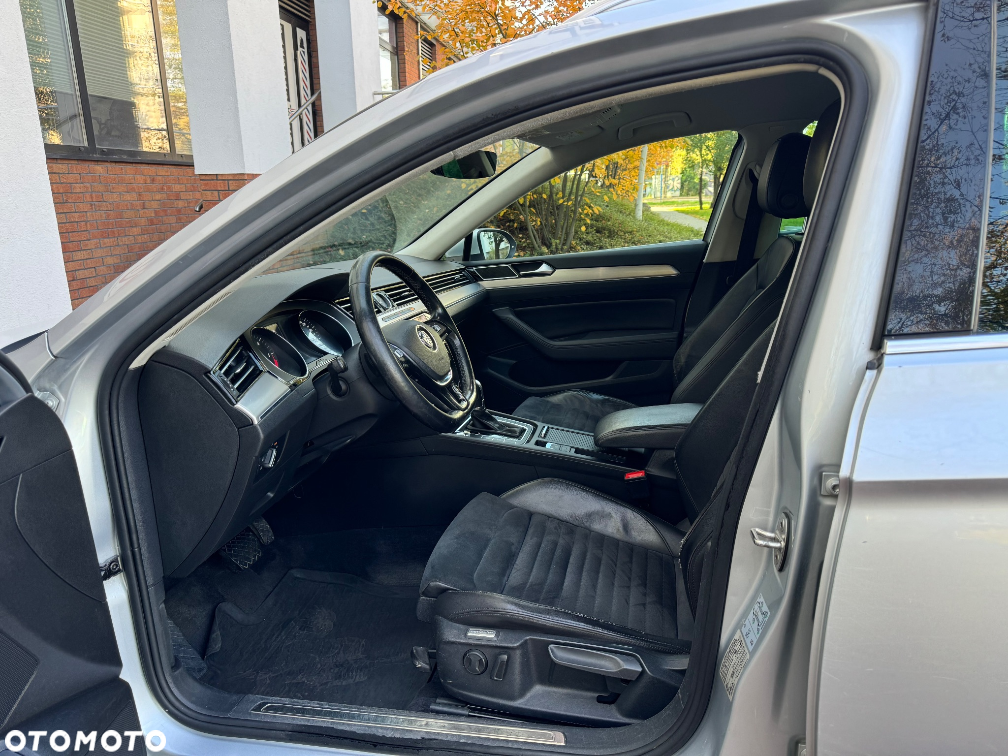 Volkswagen Passat 2.0 TDI BMT 4Mot Highline DSG - 9