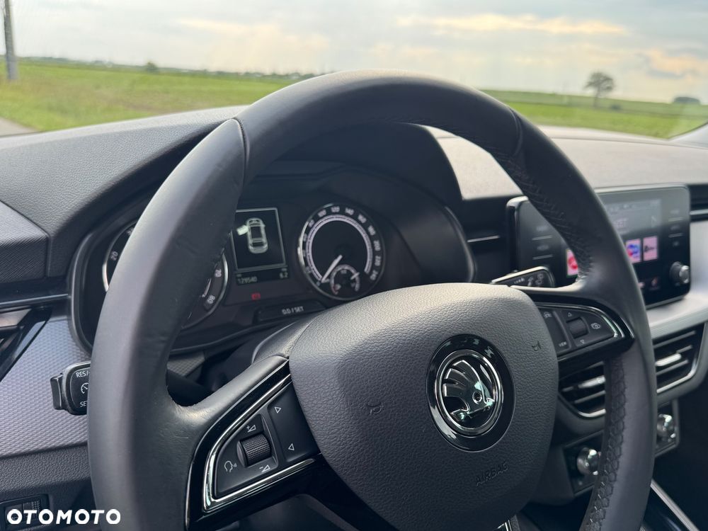 Skoda Scala 1.0 TSI Tour - 33