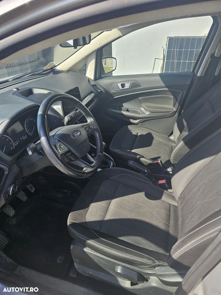 Ford EcoSport - 8