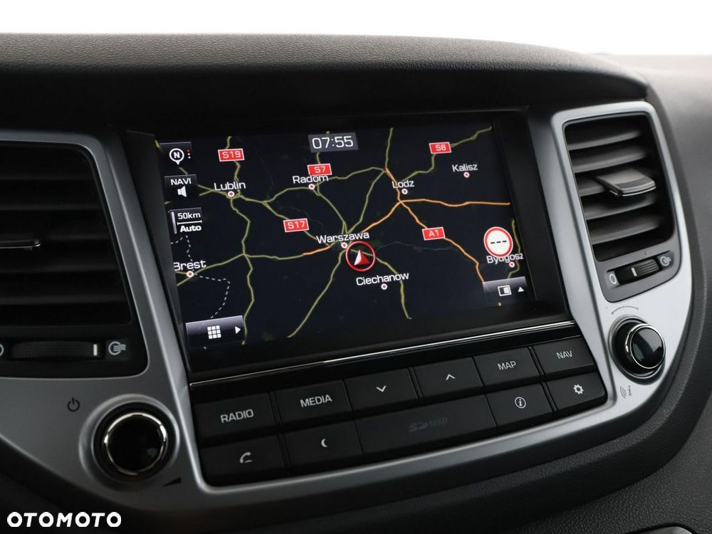 Hyundai Tucson 2.0 CRDi 4WD Automatik Advantage - 25