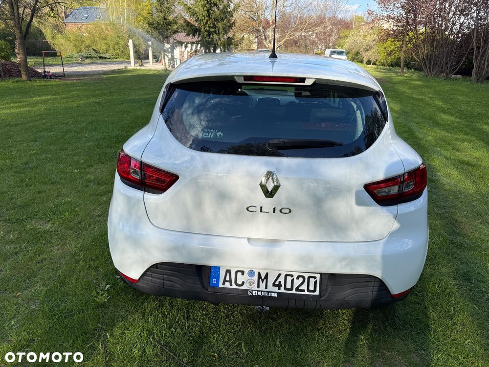 Renault Clio 1.2 16V 75 Dynamique - 12