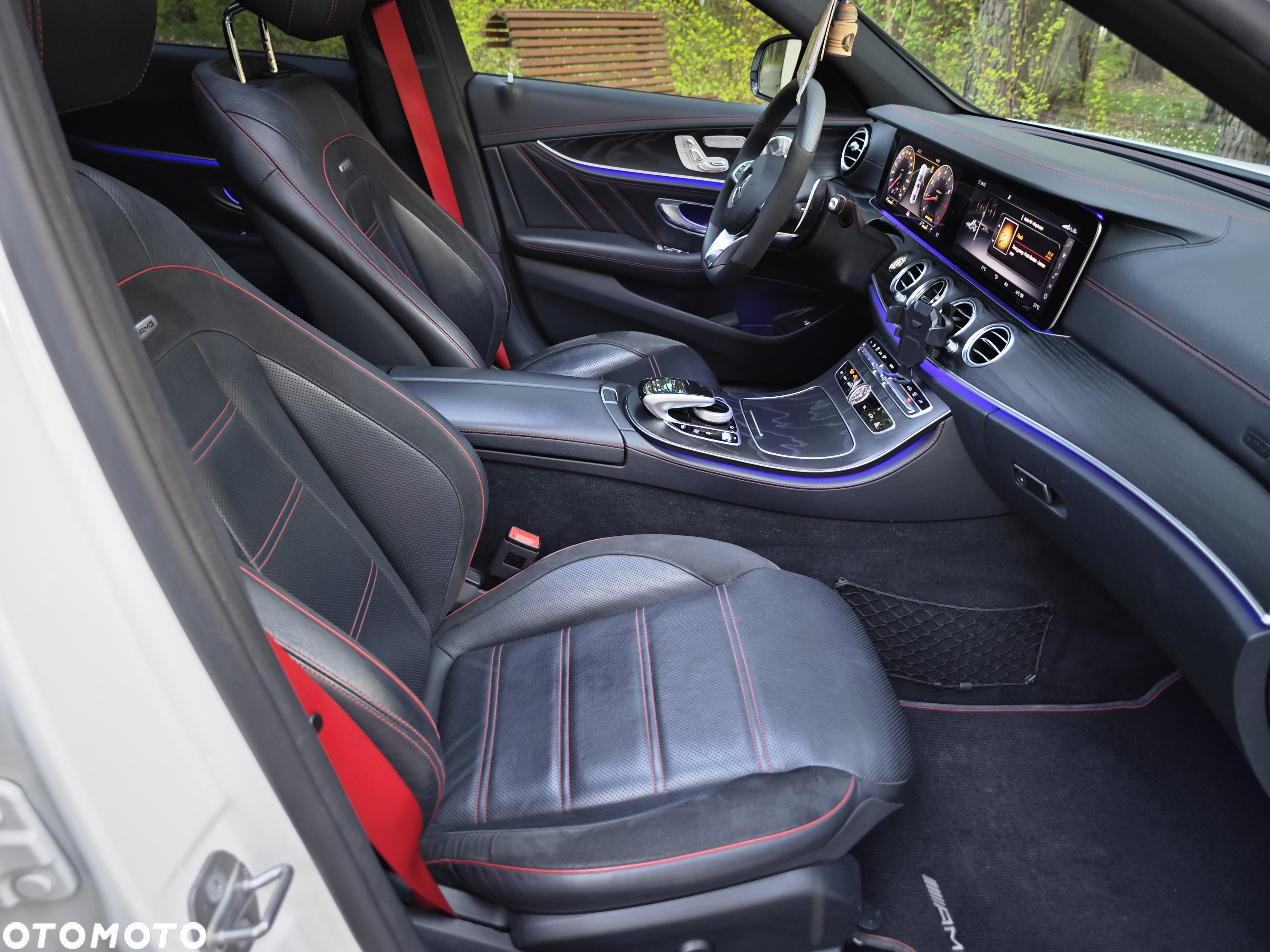 Mercedes-Benz Klasa E 43 AMG 4Matic 9G-TRONIC - 11