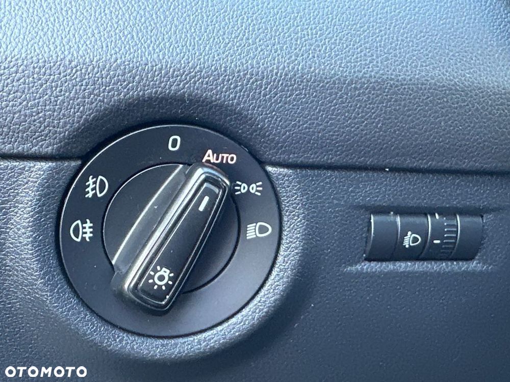 Skoda Octavia 1.4 TSI Ambition - 12