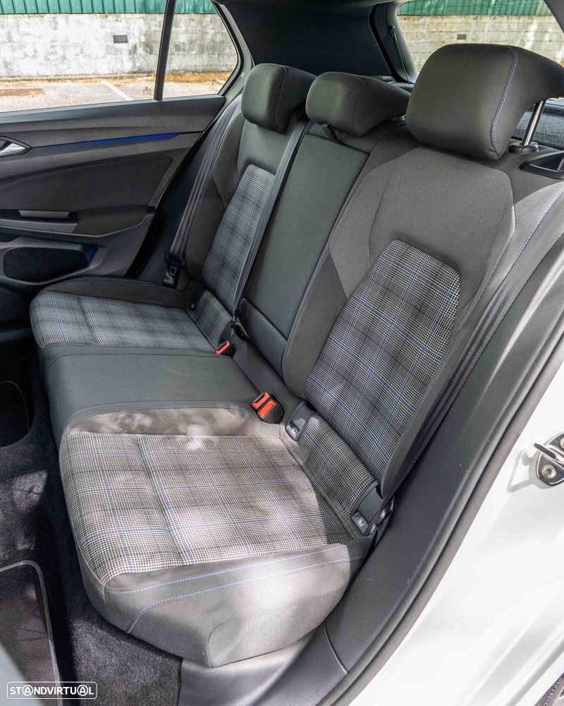 VW Golf 1.4 eHybrid OPF DSG GTE - 16