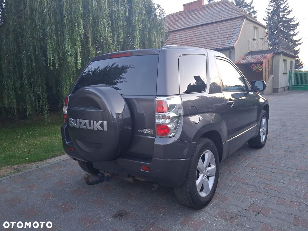 Suzuki Grand Vitara 1.9 DDiS Comfort DPF - 3