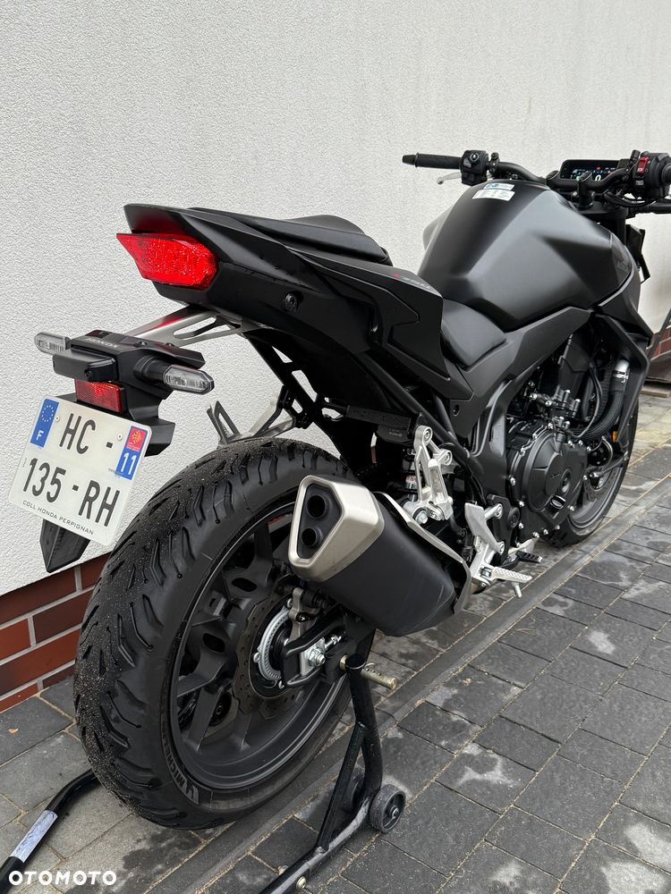 Honda CB - 11