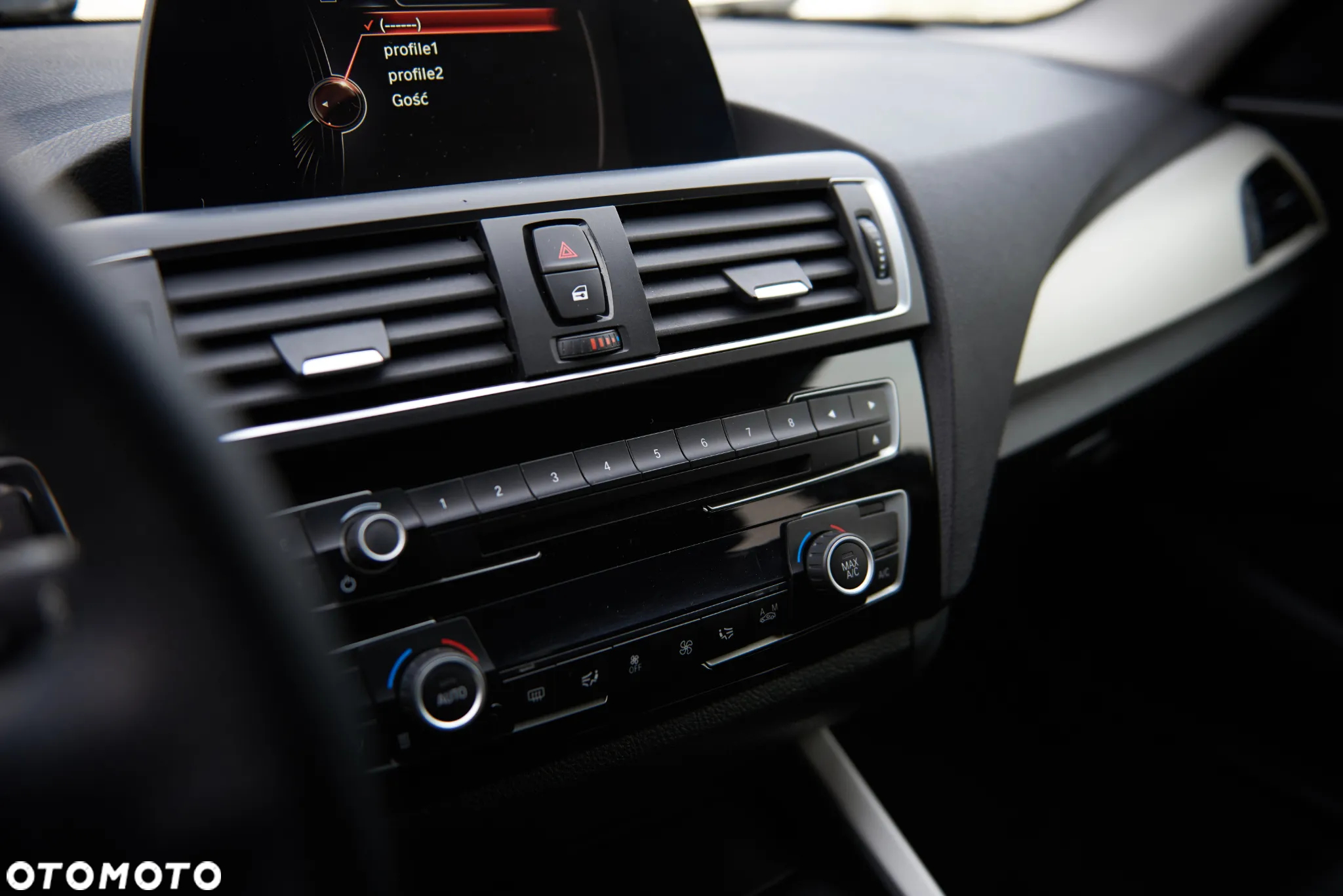 BMW Seria 1 114d - 14