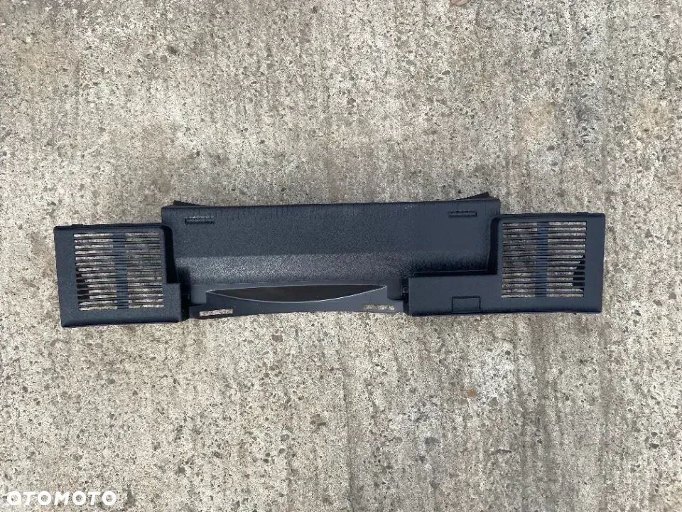 Tapicerka, osłona pasa tylnego Opel Corsa E - 1