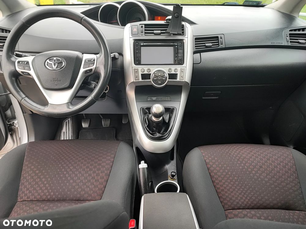 Toyota Verso - 12