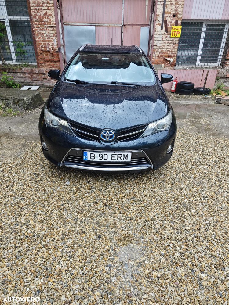 Toyota Auris - 2