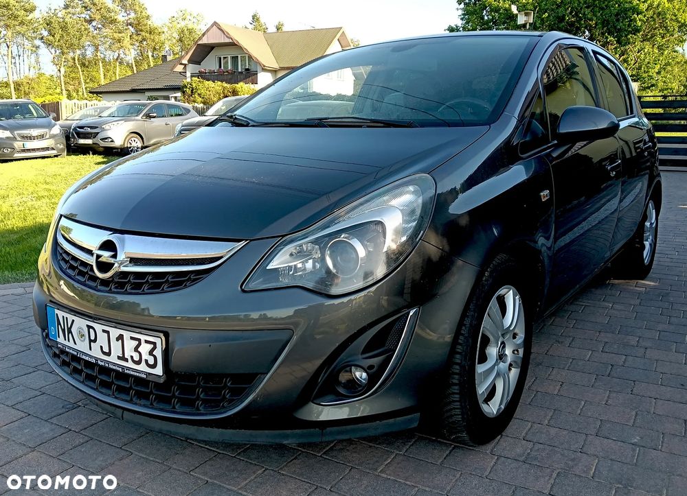 Opel Corsa 1.4 16V Innovation - 3