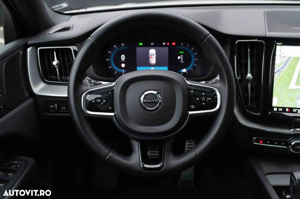 Volvo XC 60 T6 AWD Recharge Geartronic RDesign - 16