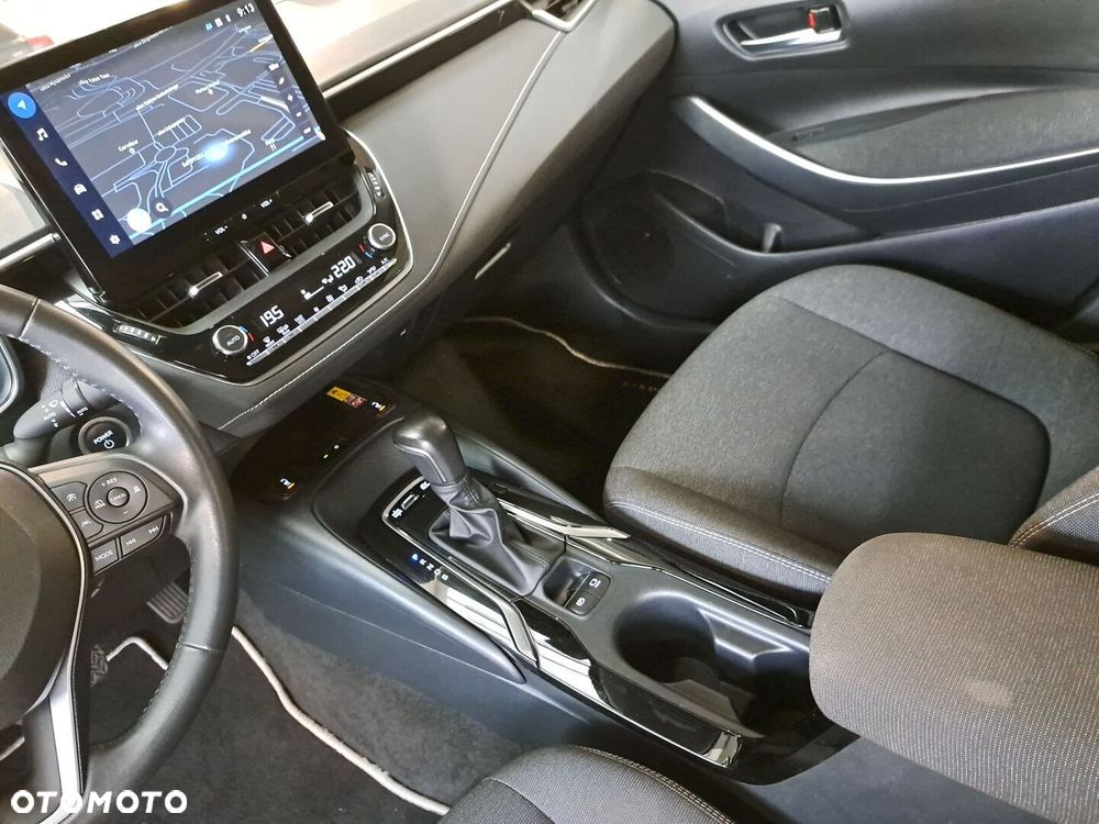 Toyota Corolla 1.8 Hybrid Comfort - 31