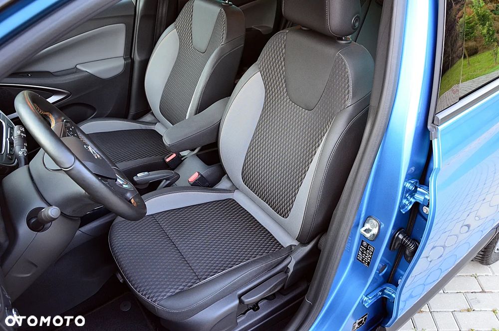 Opel Crossland X - 14