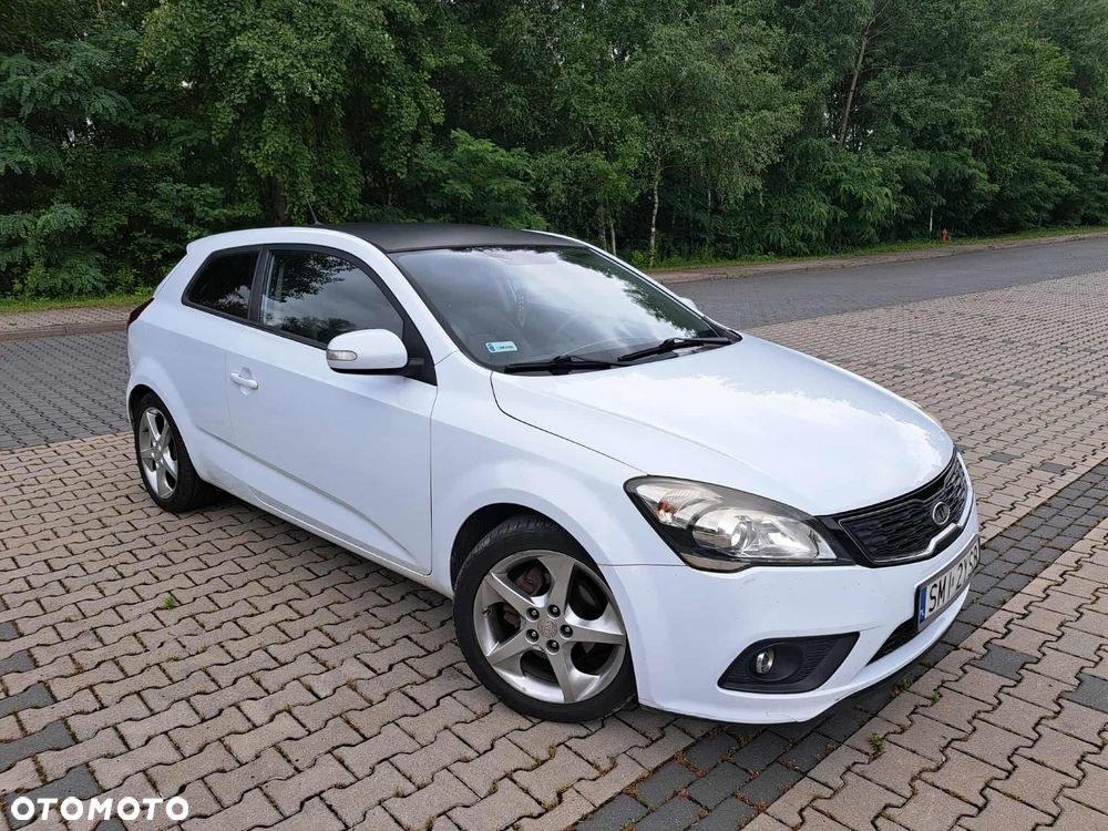 Kia Ceed - 1