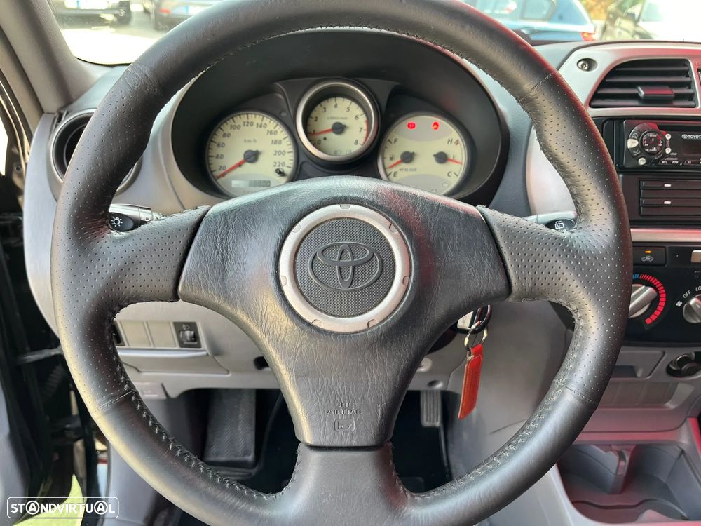 Toyota RAV4 2.0 Pack 1 - 18