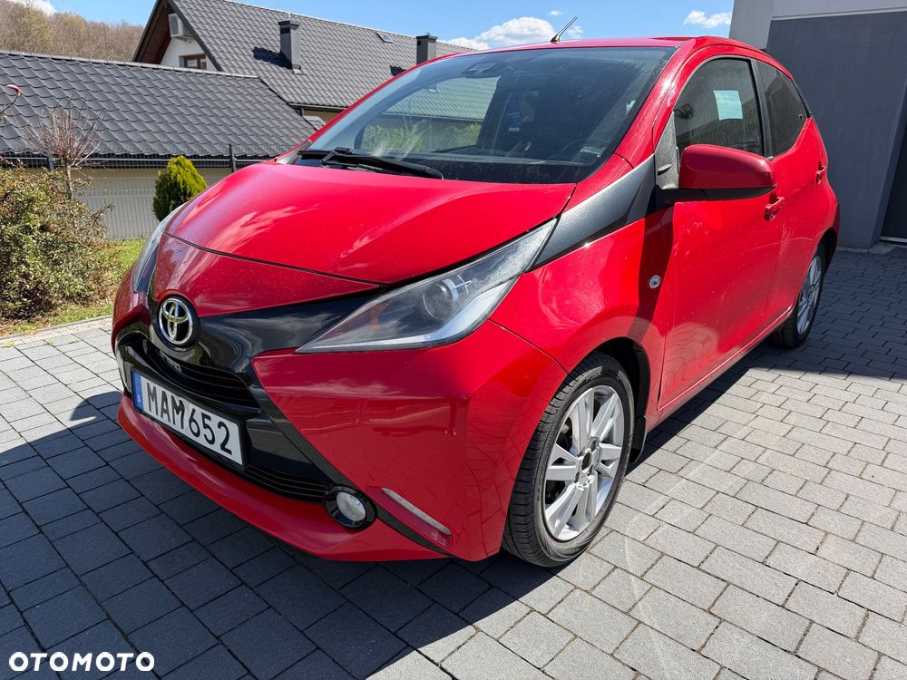 Toyota Aygo x-play touch - 12