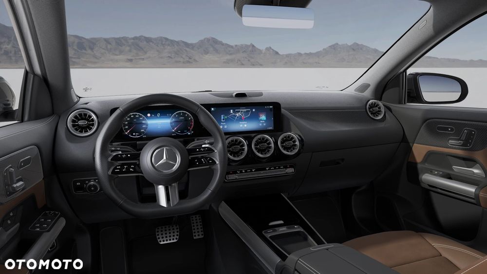 Mercedes-Benz GLA - 9