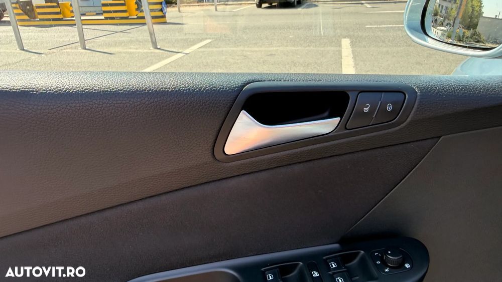 Volkswagen Passat 2.0 TDI Comfortline DPF - 24