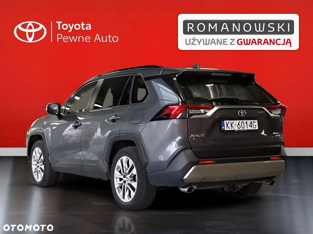 Toyota RAV4 - 8