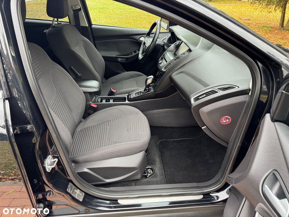 Ford Focus - 27