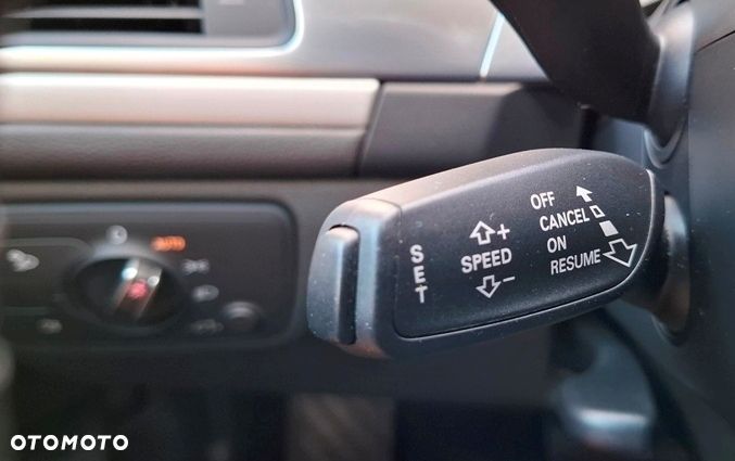 Audi A6 Avant 2.0 TDI Ultra DPF S tronic - 16