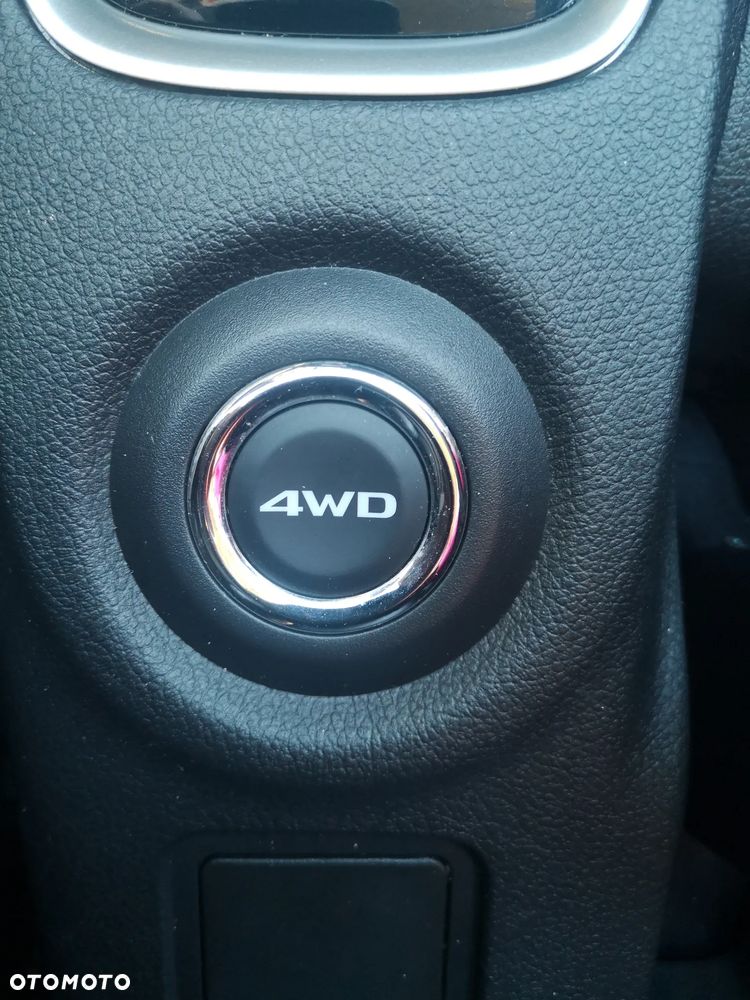 Mitsubishi Outlander 2.0 Intense + 4WD CVT - 9