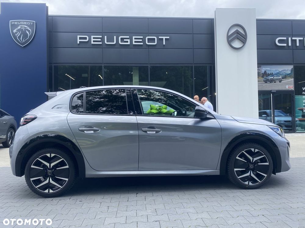 Peugeot 208 - 6