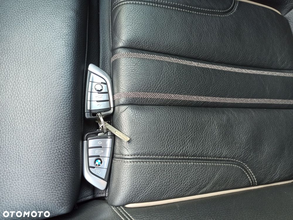 BMW Seria 5 - 35