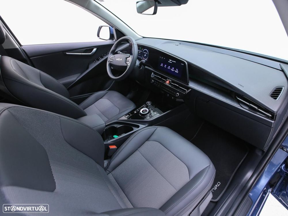 Kia Niro EV 64kWh Drive - 9