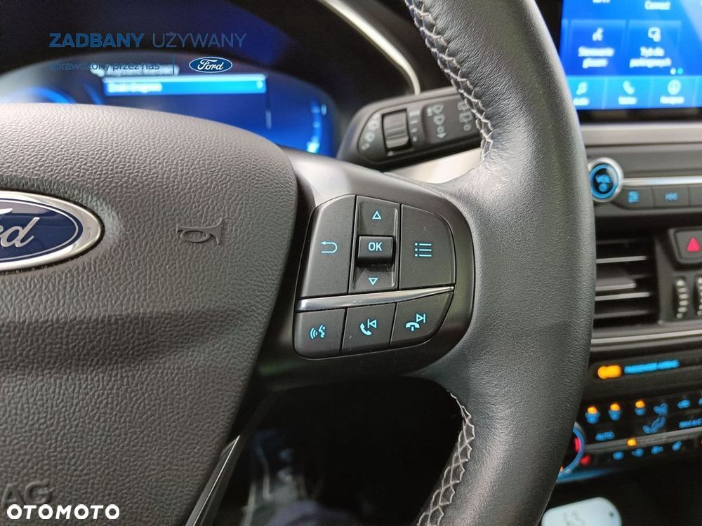 Ford Focus SW 2.0 EcoBlue S&S TITANIUM X - 21