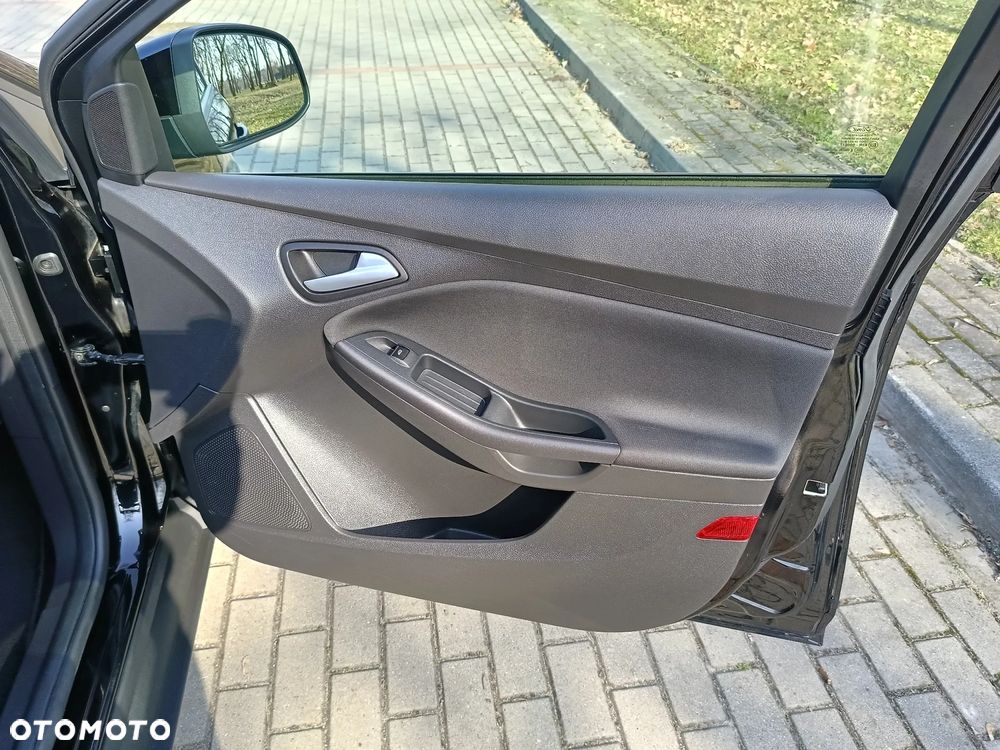 Ford Focus - 17
