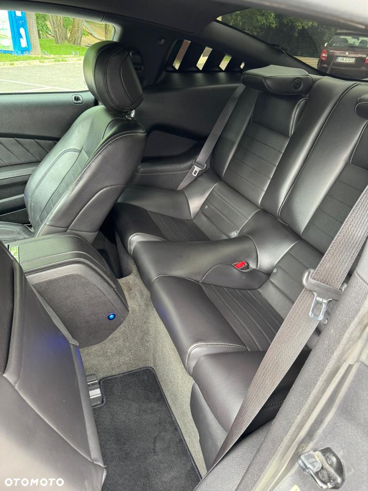 Ford Mustang 3.7 V6 Premium - 12