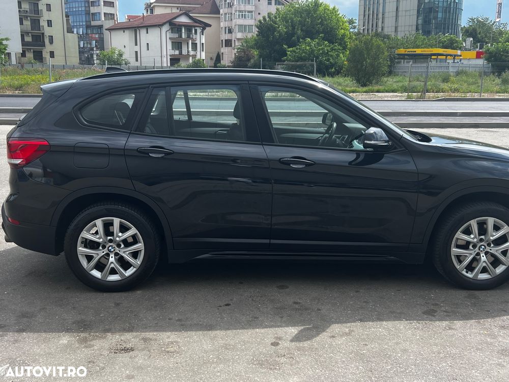 BMW X1 xDrive20i AT - 4