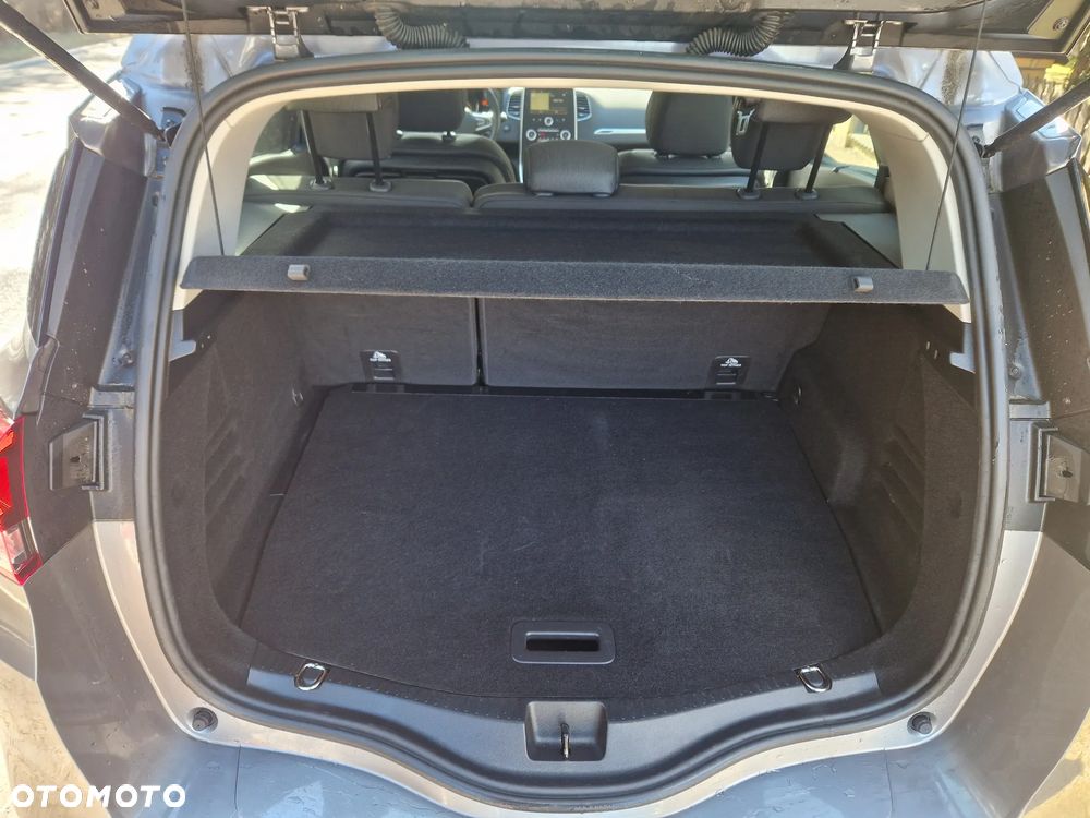 Renault Scenic ENERGY TCe 130 INTENS - 17