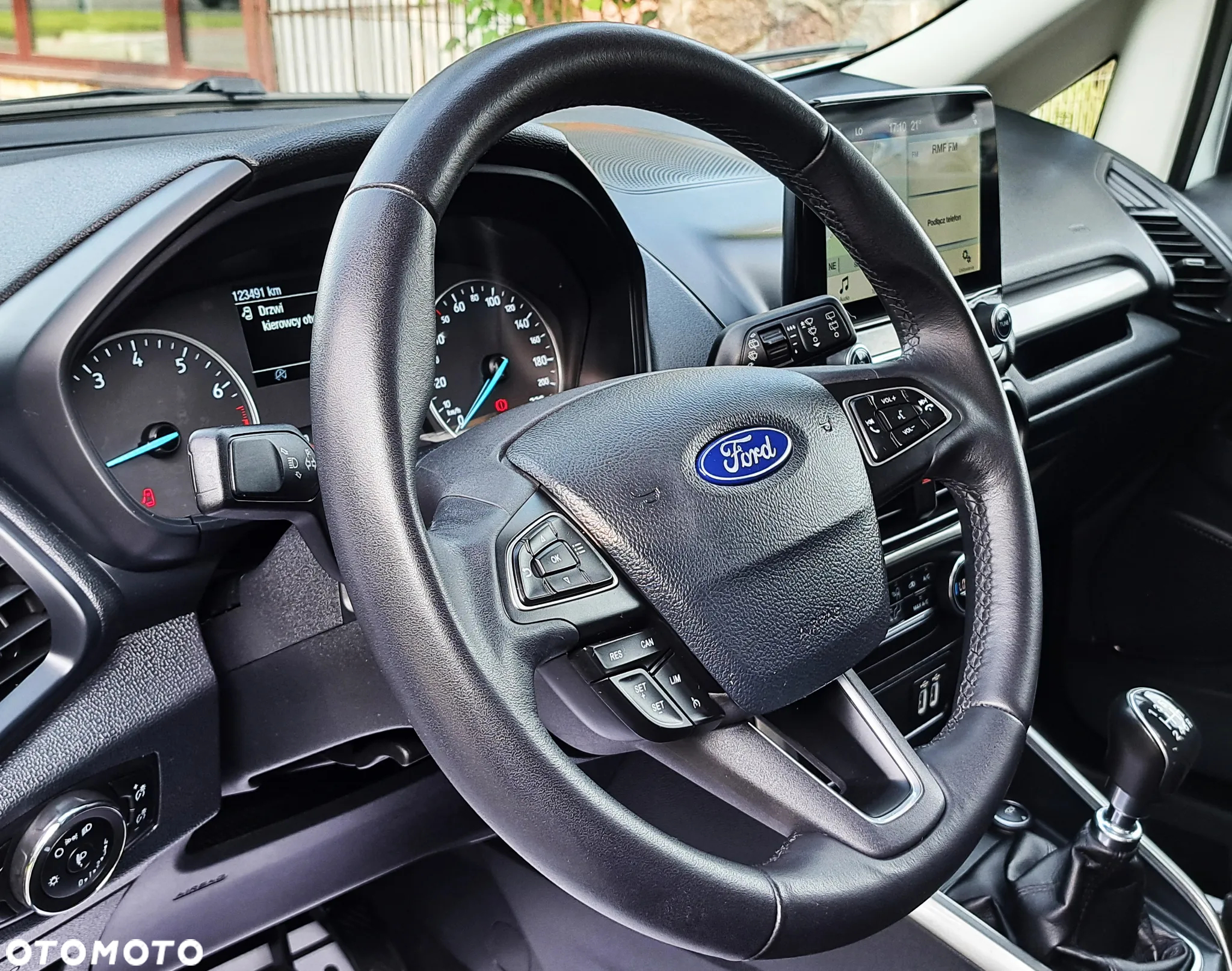 Ford EcoSport 1.0 EcoBoost TITANIUM - 26
