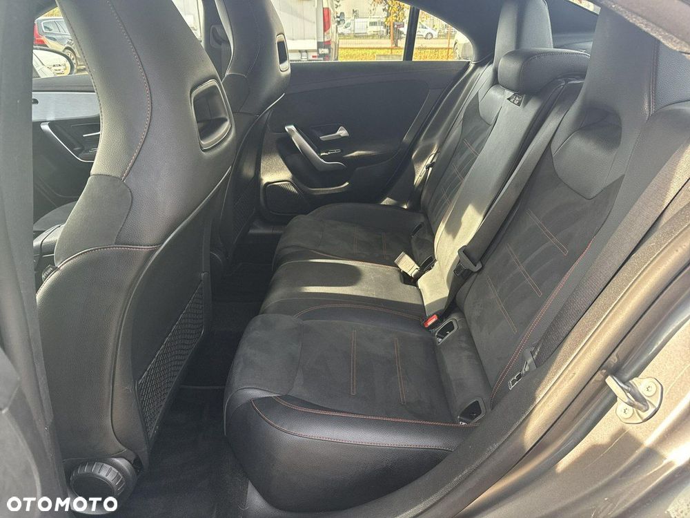 Mercedes-Benz CLA - 15