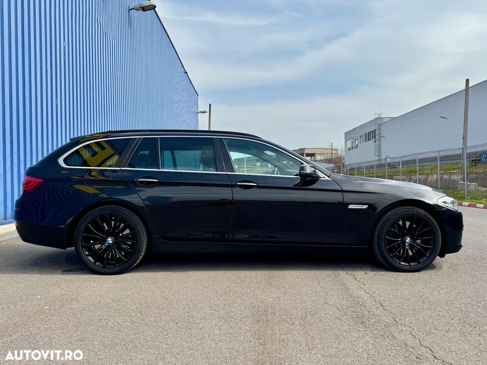BMW Seria 5 530d xDrive - 14