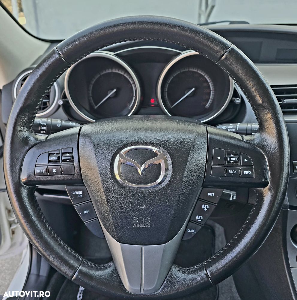 Mazda 3 - 19