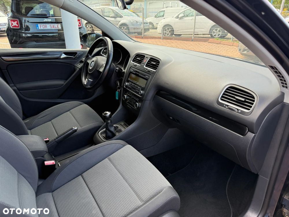 Volkswagen Golf 1.4 Comfortline - 31