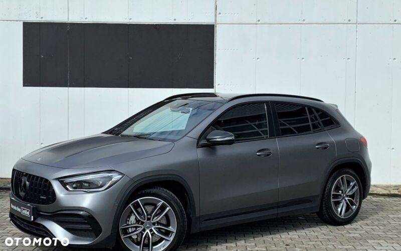 Mercedes-Benz GLA - 18