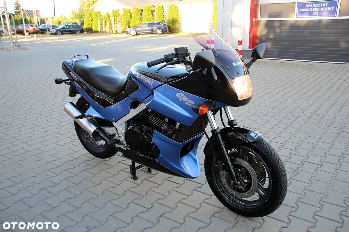 Kawasaki GPZ - 2