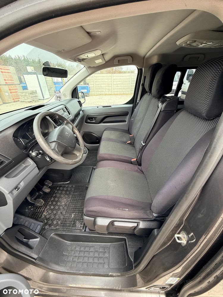 Peugeot Expert Kombi Long 2,8t - 9