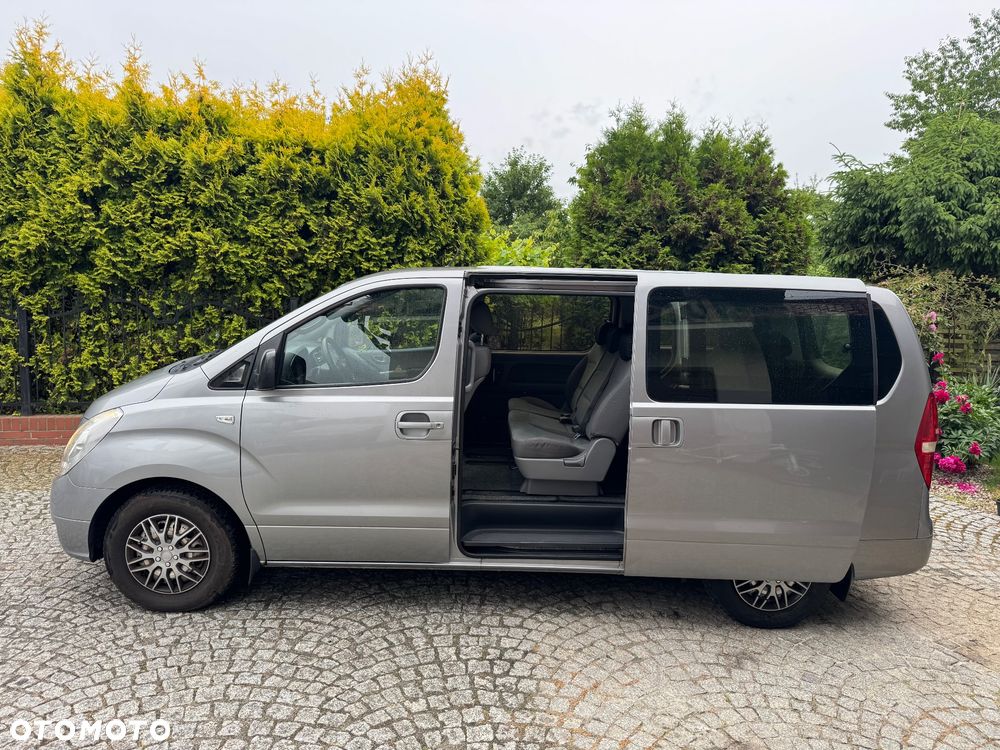 Hyundai H-1 2.5 CRDi Premium - 16