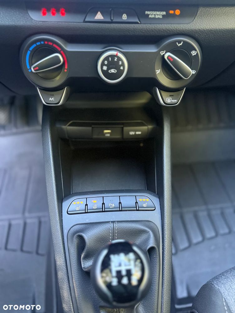 Kia Stonic 1.2 M - 28